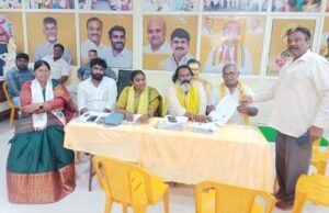 ఎంఎల్ఎ క్యాంపు కార్యాలయంలో ప్రజాదర్బార్