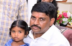 మానవత చాటుకున్న నరేంద్ర వర్మ