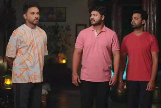 పెళ్లాలు వచ్చాక మారిపోయర్రా…