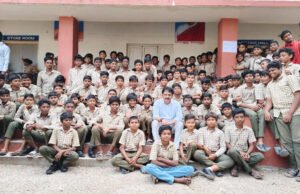 విద్యార్థుల ఉజ్వల భవిష్యత్తుకు బంగారు బాటలు