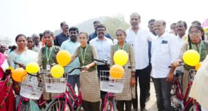 పాఠశాలల్లో మౌలిక వసతులు అభివృద్ధి