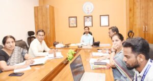 నూరుశాతం ఉత్తీర్ణత సాధించాలి