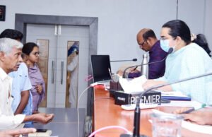 గడువులోగా అర్జీలు పరిష్కరించాలి : సంయుక్త కలెక్టర్ భావన వశిష్ట