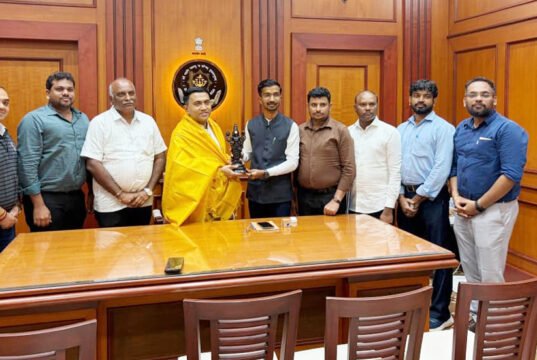 గోవా పర్యాటక విధానం బాపట్లకు ఆదర్శం : గోవా సీఎంను కలిసిన కలెక్టర్ బృందం