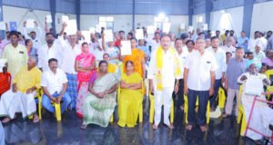 93మందికి సిఎం సహాయనిధి చెక్కులు పంపిణీ