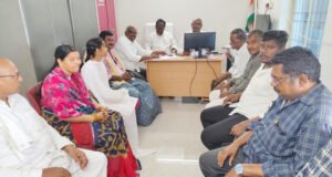 లక్ష్మినరసింహస్వామి ఆలయంలో కొబ్బరికాయల వేలం