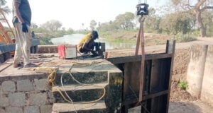 కొమ్మమూరు కాలువ పనులు పునరుద్ధరణ