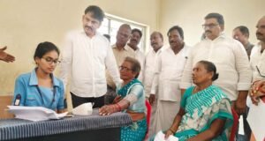 ఉచిత కంటి వైద్య శిబిరానికి విశేష స్పందన