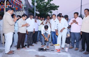 డ్రైన్పై స్లాబు నిర్మాణానికి శంకుస్థాపన