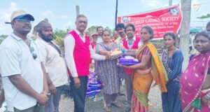 ఆపదలో ఉన్న వారిని ఆదుకోటం రెడ్క్రాస్ లక్ష్యం