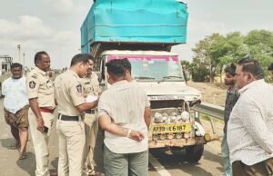 జాతీయ రహదారిలో రెండు రోడ్డు ప్రమాదాలు