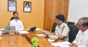 రోడ్డు ప్రమాద బాధితులకు నష్ట పరిహారం అందజేయాలి