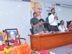 గాంధీ అహింసా సిద్దాంతం ప్రపంచానికి ఆదర్శం